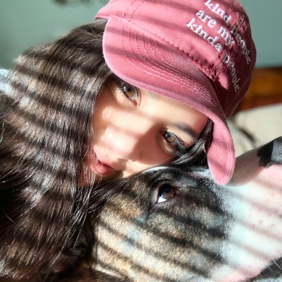 Meet your Posher, Alexis Marie ❤️ - Picture 5 of 5